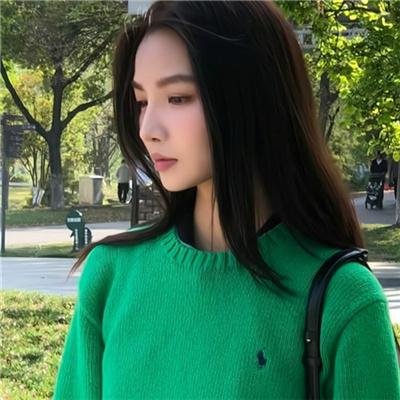 号舱房的女人
